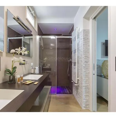 Ilaria Villa Capitolo